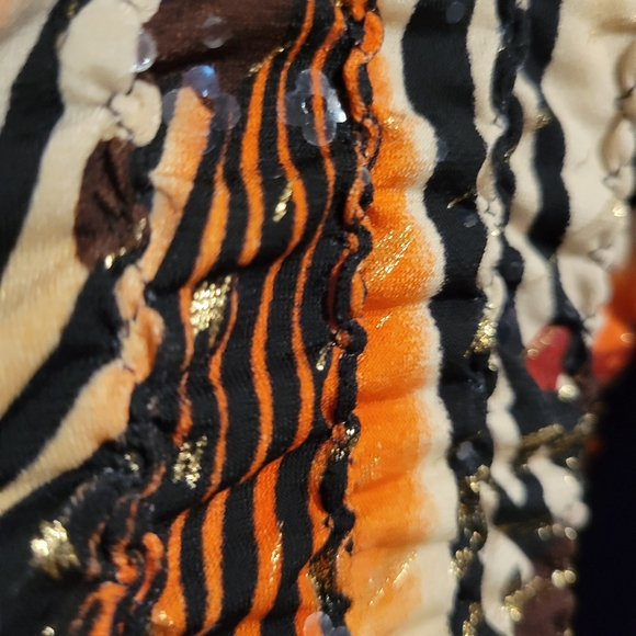 Victoria Colection M/L Made in Canada Black and Cream Reddish-brown - Picture 3 of 8